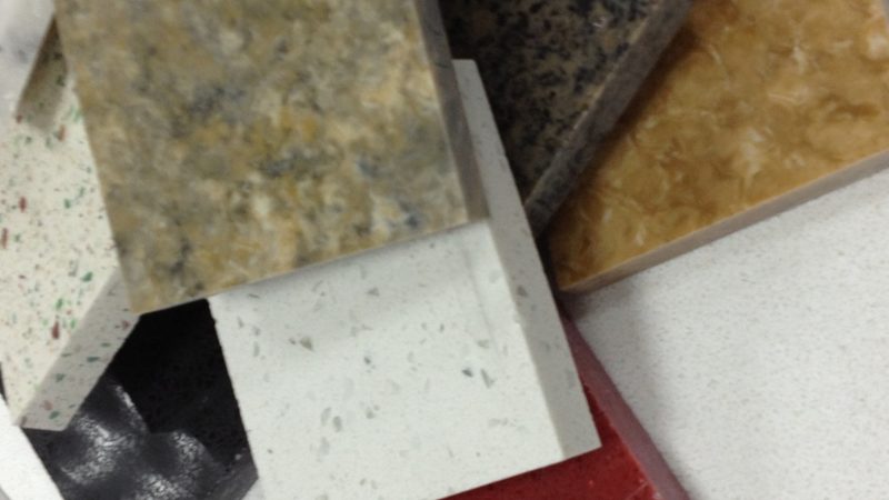 客厅瓷砖规格尺寸如何选择：实用指南与误区解析
